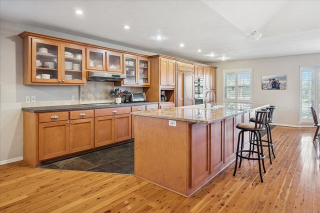 10117 Coveridge Drive, Dallas, TX 75238