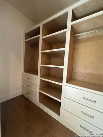 301 tuttle, Terrell Hills, TX 78209