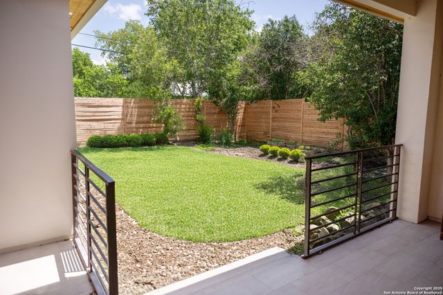 301 tuttle, Terrell Hills, TX 78209