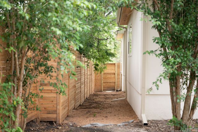 301 tuttle, Terrell Hills, TX 78209