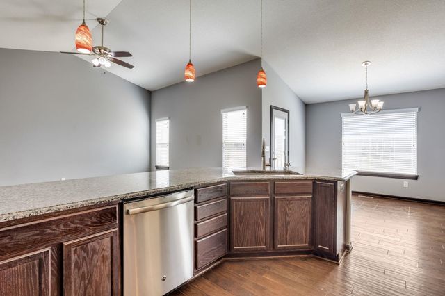 2730 N Woodridge St, Wichita, KS 67226