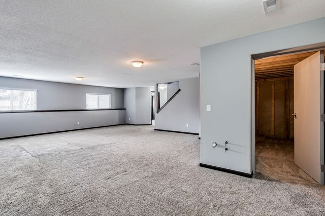 2730 N Woodridge St, Wichita, KS 67226