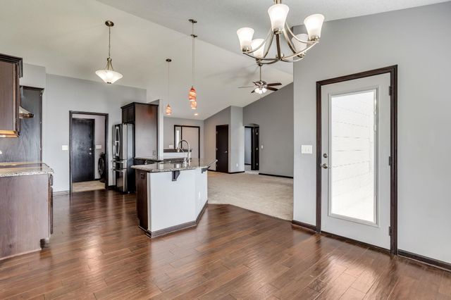 2730 N Woodridge St, Wichita, KS 67226