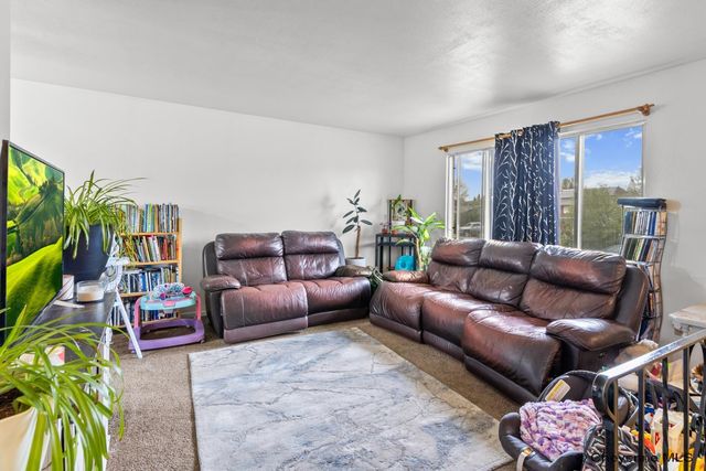 4309 RIO VERDE CIR, Cheyenne, WY 82009