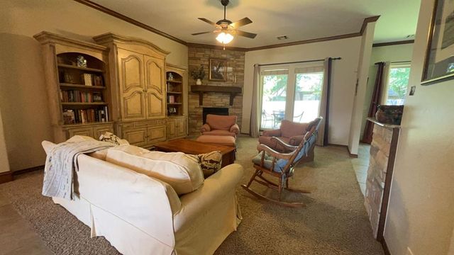 805 NW 193rd Street, Edmond, OK 73012