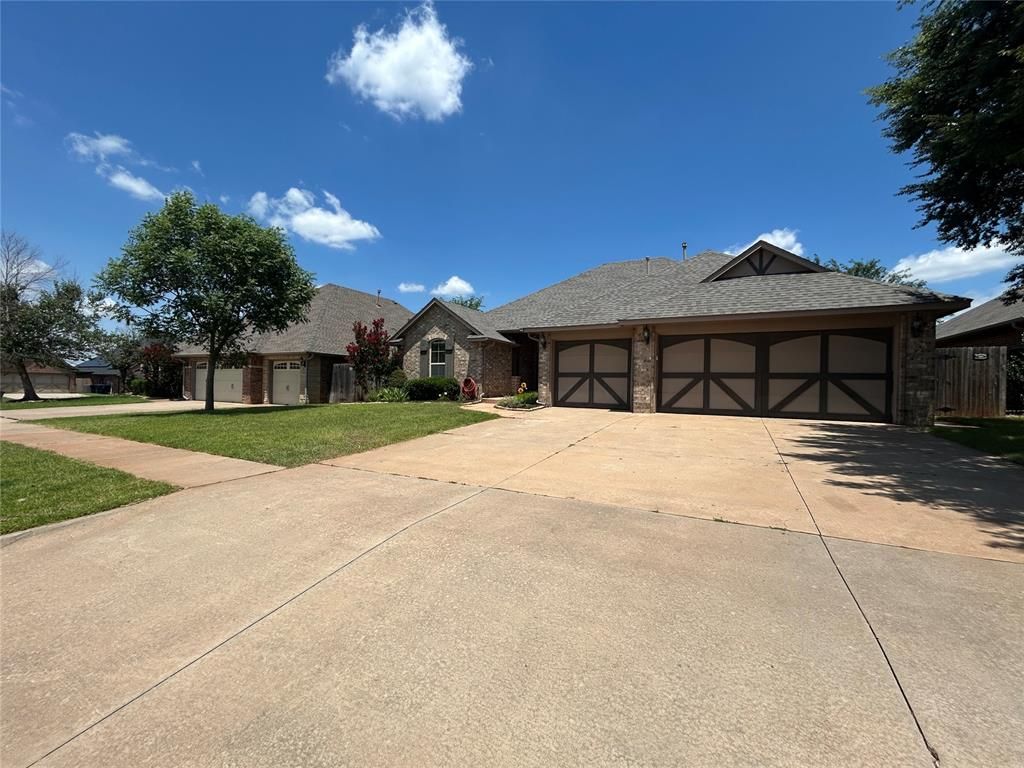 805 NW 193rd Street, Edmond, OK 73012