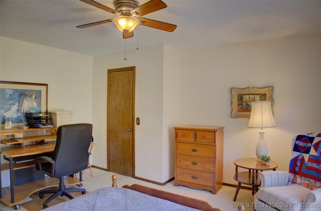 2618 E 72nd Street, Tulsa, OK 74136