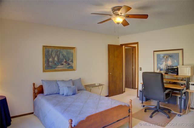 2618 E 72nd Street, Tulsa, OK 74136