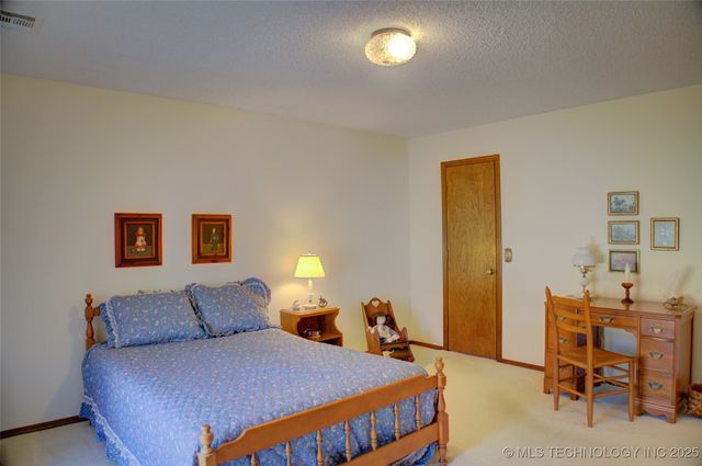 2618 E 72nd Street, Tulsa, OK 74136