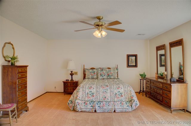 2618 E 72nd Street, Tulsa, OK 74136