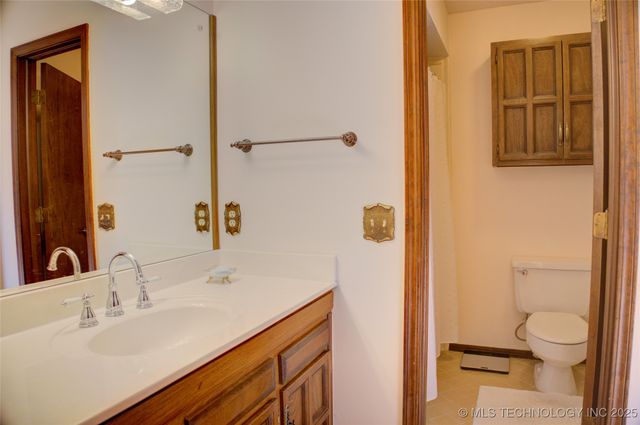 2618 E 72nd Street, Tulsa, OK 74136