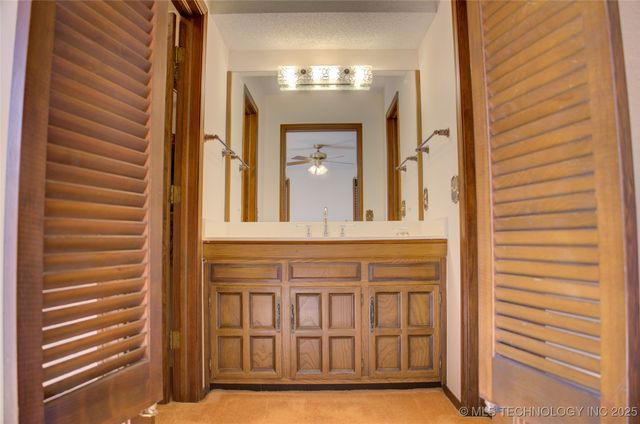 2618 E 72nd Street, Tulsa, OK 74136