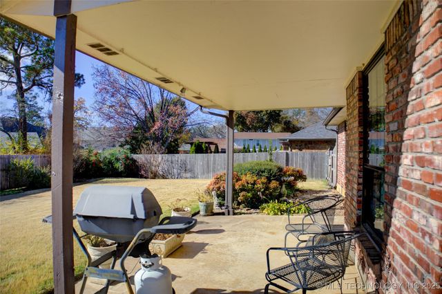 2618 E 72nd Street, Tulsa, OK 74136