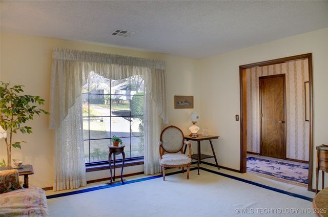 2618 E 72nd Street, Tulsa, OK 74136