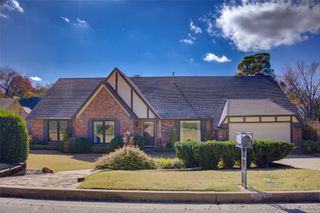 2618 E 72nd Street, Tulsa, OK 74136