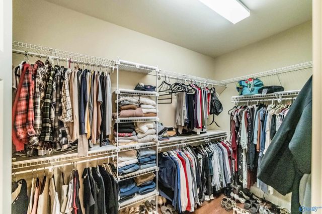 218 NE Treetop Drive, Huntsville, AL 35801