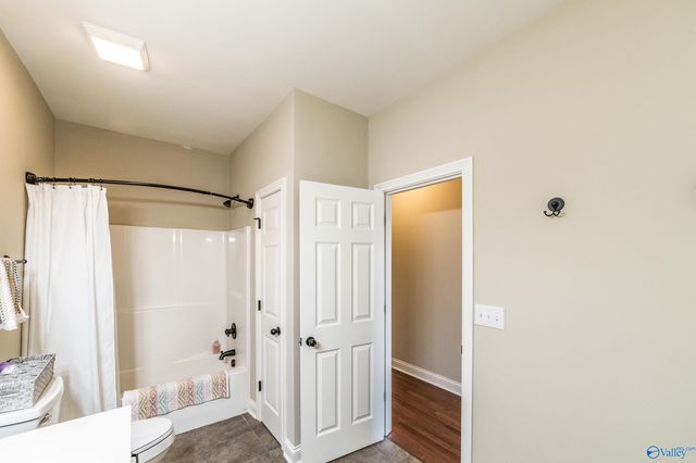 218 NE Treetop Drive, Huntsville, AL 35801