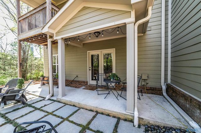 218 NE Treetop Drive, Huntsville, AL 35801