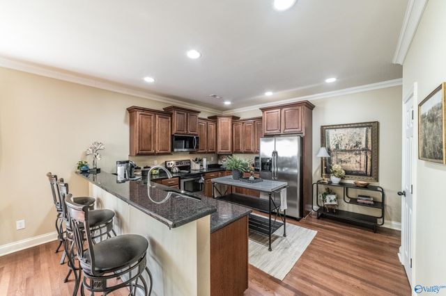 218 NE Treetop Drive, Huntsville, AL 35801