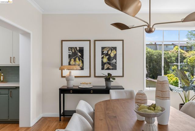 5727 La Salle Ave, Oakland, CA 94611