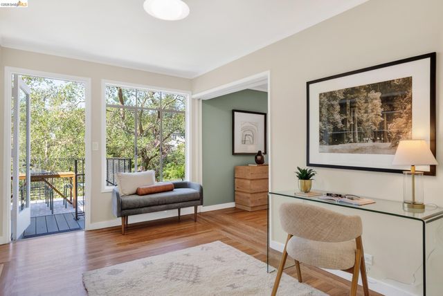 5727 La Salle Ave, Oakland, CA 94611