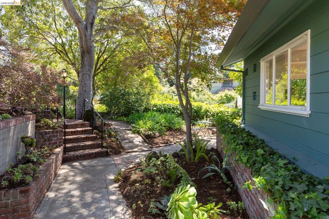 5727 La Salle Ave, Oakland, CA 94611