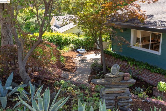 5727 La Salle Ave, Oakland, CA 94611