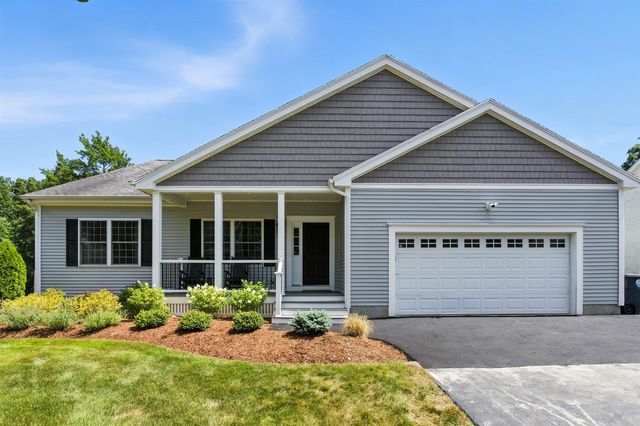 102 Cherrywood Drive, Nashua, NH 03062