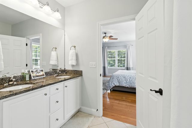 102 Cherrywood Drive, Nashua, NH 03062