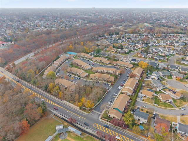 64 Stanford Court, Wantagh, NY 11793