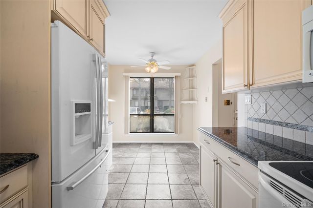 64 Stanford Court, Wantagh, NY 11793