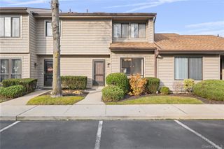 64 Stanford Court, Wantagh, NY 11793