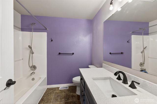 17013 114th Avenue Ct E, Puyallup, WA 98374