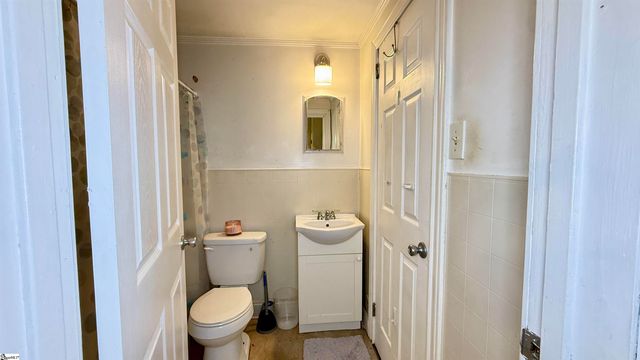 5 Duke Street, Greenville, SC 29605