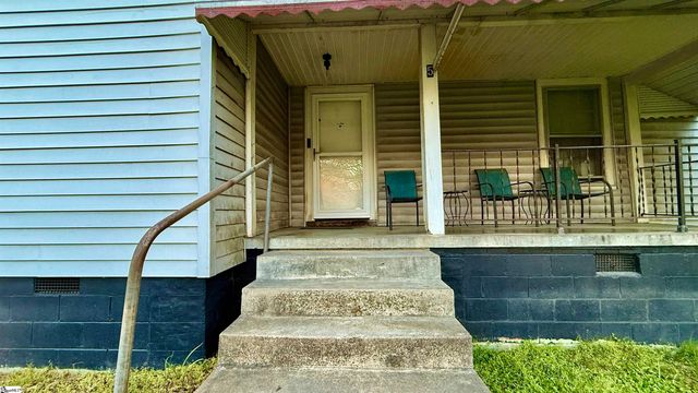 5 Duke Street, Greenville, SC 29605