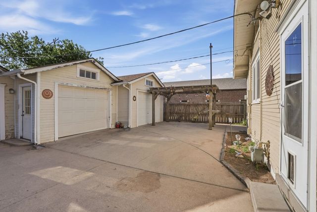 320 S Martinson, Wichita, KS 67213