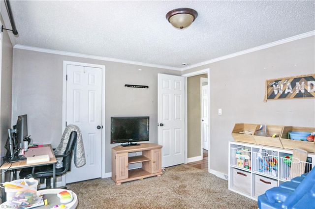 1759 Grandview Drive, Sparta, NC 28675