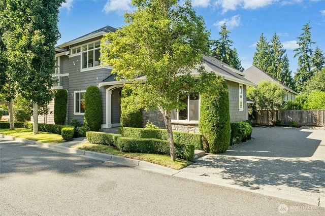 16048 SE 45th Place, Bellevue, WA 98006
