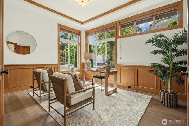 16048 SE 45th Place, Bellevue, WA 98006