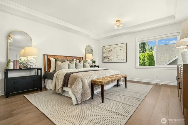 16048 SE 45th Place, Bellevue, WA 98006
