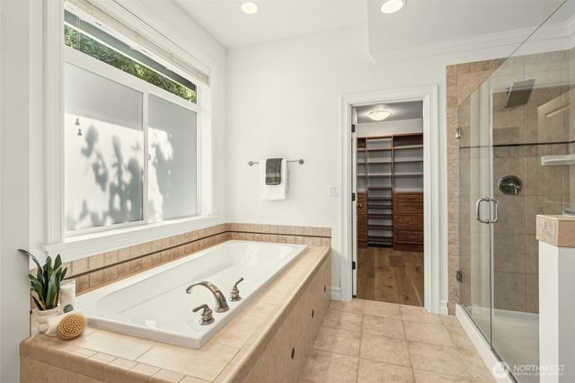 16048 SE 45th Place, Bellevue, WA 98006