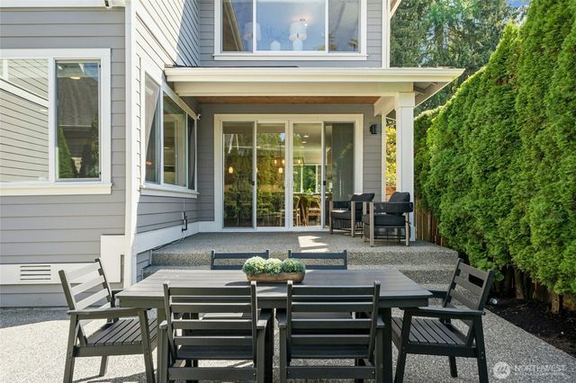 16048 SE 45th Place, Bellevue, WA 98006