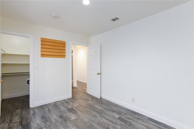 7728 Seagull Avenue, Las Vegas, NV 89145