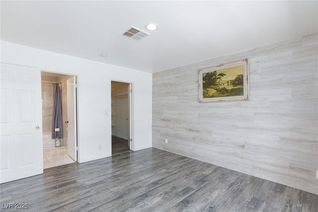 7728 Seagull Avenue, Las Vegas, NV 89145