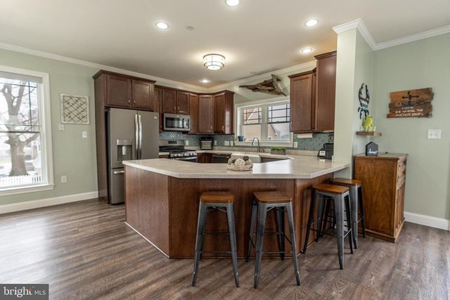 9031 HINTON AVE, Baltimore, MD 21219