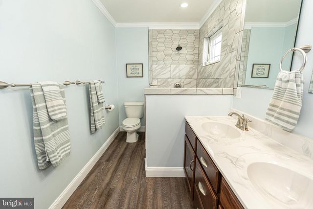 9031 HINTON AVE, Baltimore, MD 21219