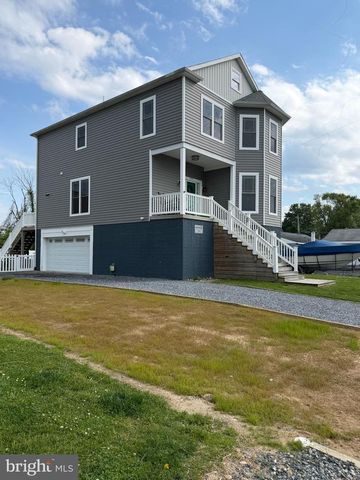 9031 HINTON AVE, Baltimore, MD 21219