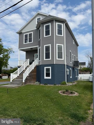 9031 HINTON AVE, Sparrows Point, MD 21219