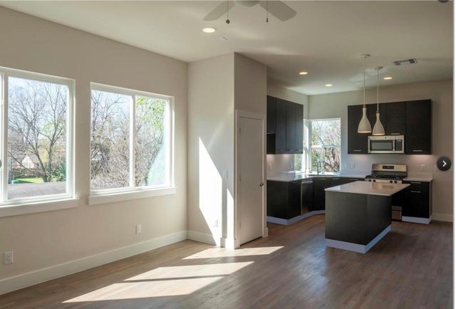 5209 Nichols Street, Houston, TX 77020