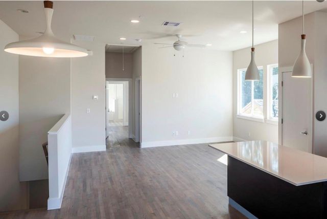 5209 Nichols Street, Houston, TX 77020